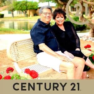 Meet your Posher, Connie